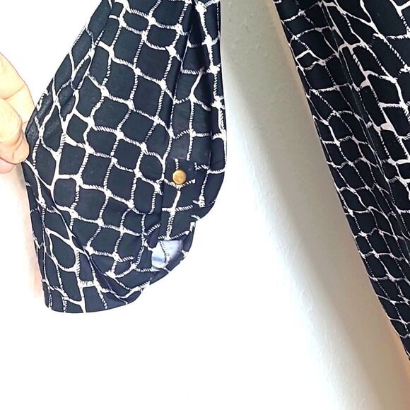 Mlle Gabrielle Black & White Print Dress with Zipper Neckline, Size XL - Picture 5 of 9